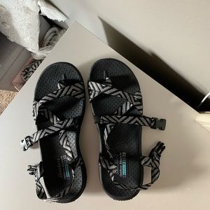Women’s “outdoor” sandals size 7